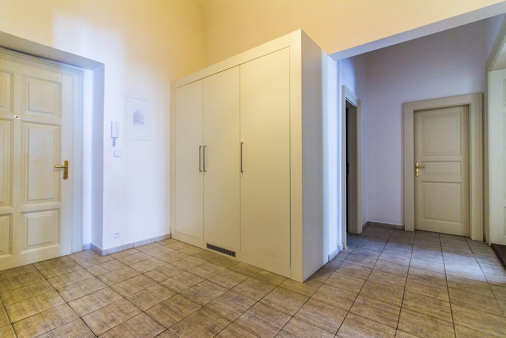 Apartment Mighty Truhlarska